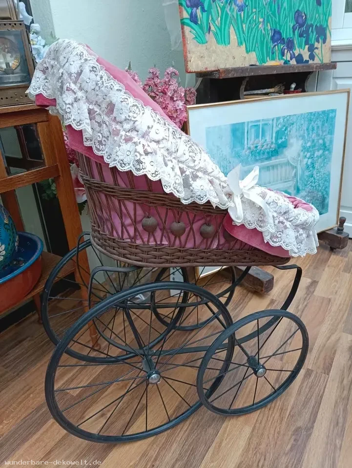 Vintage puppen stubenwagen