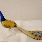 Handgefertigte glasfigur pfau