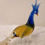 Handgefertigte glasfigur pfau